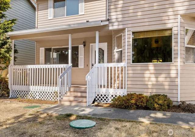 Photo 2 of Single family home for sale at 1279 Halsey Dr, Coupeville, WA 98239 | MLS# NWM2568215 | Listing updated on 2026-09-23
