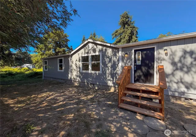 Manufactured home for sale at 421 N 5th Street, Toledo, WA 98591 | MLS# NWM2568221