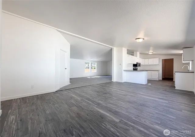 Photo 3 of Manufactured home for sale at 421 N 5th Street, Toledo, WA 98591 | MLS# NWM2568221 | Listing updated on 2026-10-01