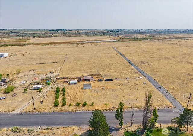 Photo 2 of Land for sale at 9625 Rd H8 Ne, Moses Lake, WA 98837 | MLS# NWM2568227 | Listing updated on 2026-09-23