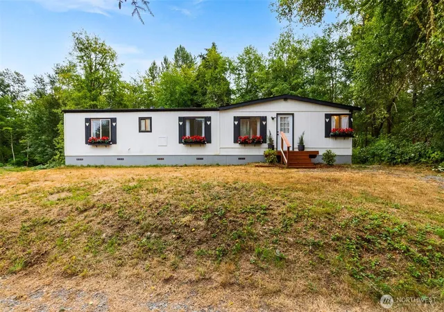 Photo 1 of Manufactured home for sale at 14512 246th Street E, Graham, WA 98338 | MLS# NWM2568230 | Listing updated on 2026-09-23