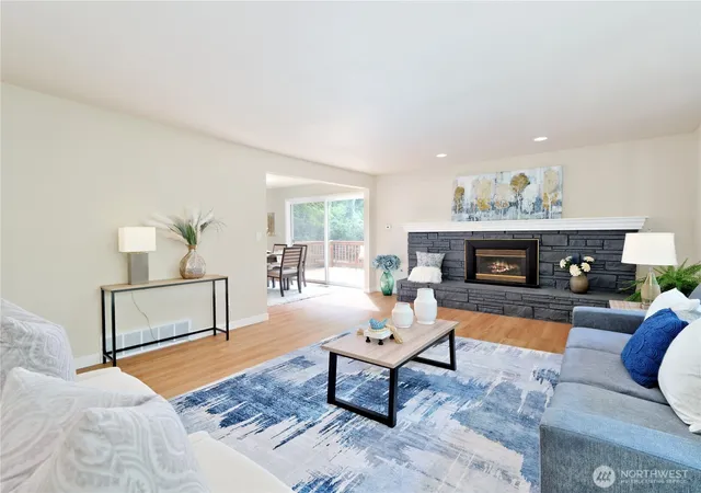 Photo 3 of Single family home for sale at 11441 E 284th Street, Auburn, WA 98092 | MLS# NWM2568233 | Listing updated on 2026-09-23