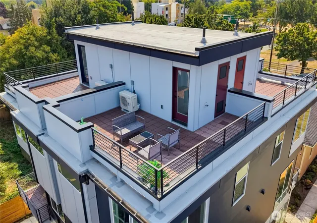 Photo 2 of Townhouse for sale at 4404 S Othello St #B, Seattle, WA 98118 | MLS# NWM2568244 | Listing updated on 2026-10-05
