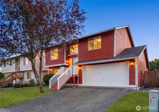 Photo 3 of Single family home for sale at 1021 Merea Ln, Sultan, WA 98294 | MLS# NWM2568252 | Listing updated on 2026-09-23