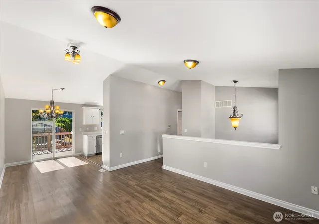 Photo 4 of Single family home for sale at 1021 Merea Ln, Sultan, WA 98294 | MLS# NWM2568252 | Listing updated on 2026-09-23