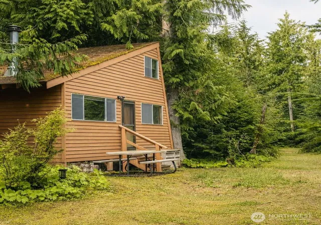 Photo 3 of Sale Pending at 38115 564th Street Ct E, Ashford, WA 98304 | MLS# NWM2568329 | Listing updated on 2026-09-25
