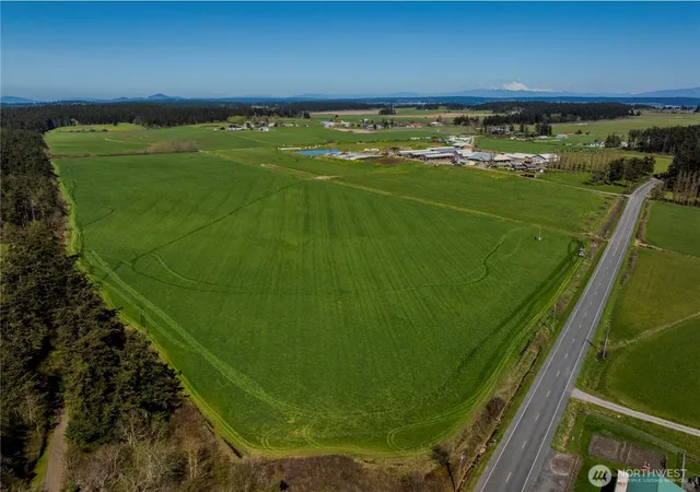 Photo 2 of Single family home for sale at 1240 Arnold Rd, Oak Harbor, WA 98277 | MLS# NWM2568383 | Listing updated on 2026-09-23