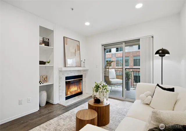 Photo 1 of Sale Pending at 769 Hayes St #201, Seattle, WA 98109 | MLS# NWM2568392 | Listing updated on 2026-09-27