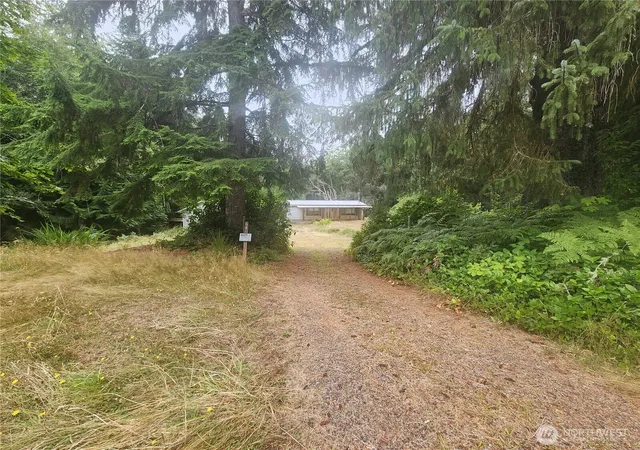 Photo 3 of Sale Pending at 64 Valentine Garden Ln, Montesano, WA 98563 | MLS# NWM2568397 | Listing updated on 2026-09-25