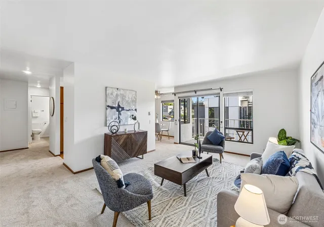 Photo 4 of Condo for sale at 6421 Lake Washington Blvd NE #301, Kirkland, WA 98033 | MLS# NWM2568406 | Listing updated on 2026-09-23