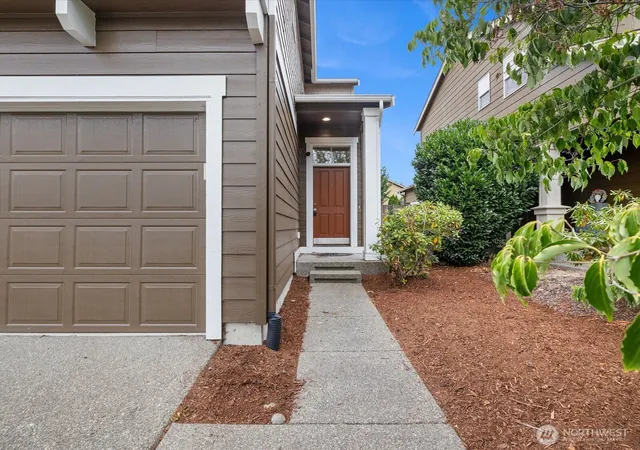 Photo 2 of Single family home for sale at 24036 Se 262nd Place, Maple Valley, WA 98038 | MLS# NWM2568407 | Listing updated on 2026-09-25