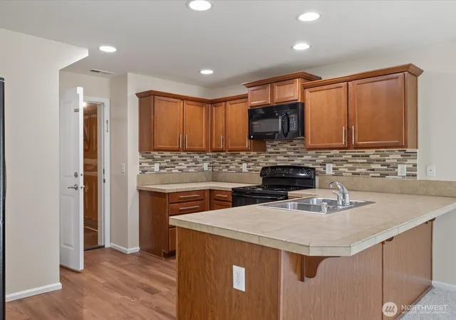 Photo 4 of Single family home for sale at 24036 SE 262nd Place, Maple Valley, WA 98038 | MLS# NWM2568407 | Listing updated on 2026-09-25