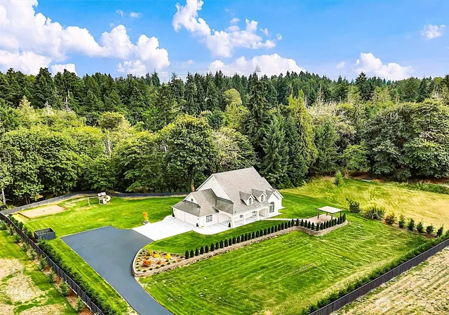 Photo 3 of Single family home for sale at 5507 Waller Rd E, Tacoma, WA 98443 | MLS# NWM2568412 | Listing updated on 2026-09-23