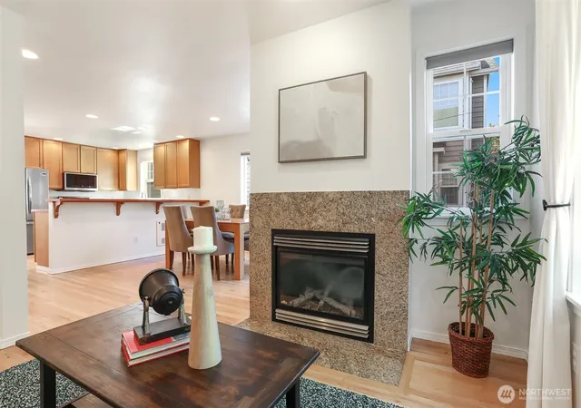 Photo 4 of Townhouse for sale at 2637 NW A 57th St, Seattle, WA 98107 | MLS# NWM2568447 | Listing updated on 2026-09-30