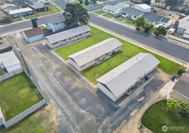 Photo 2 of Multi family home for sale at 1141 1143 Cascade Ave, Moses Lake, WA 98837 | MLS# NWM2568461 | Listing updated on 2026-09-23