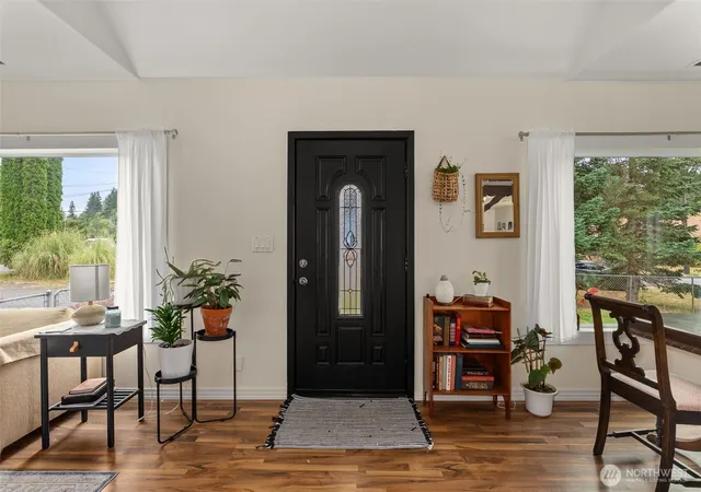 Photo 4 of Single family home for sale at 1215 NW Kerron Ave, Winlock, WA 98596 | MLS# NWM2568487 | Listing updated on 2026-09-24