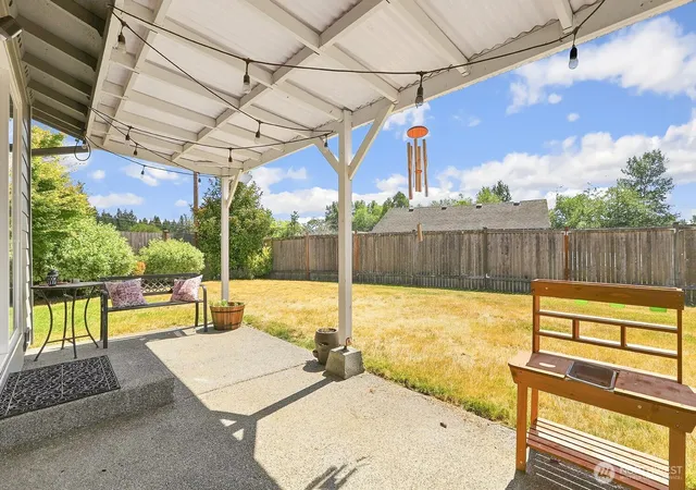 Photo 2 of Single family home for sale at 6618 98th Place NE, Marysville, WA 98270 | MLS# NWM2568491 | Listing updated on 2026-10-19