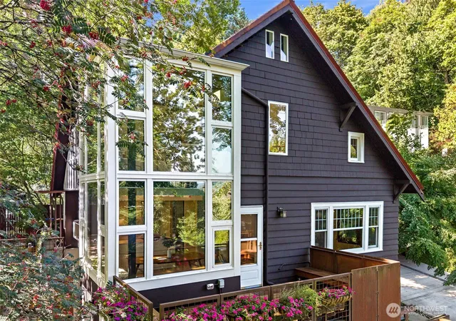Photo 1 of Single family home for sale at 508 Randolph Ave, Seattle, WA 98122 | MLS# NWM2568502 | Listing updated on 2026-10-02