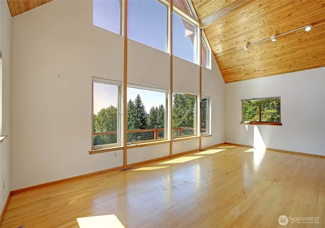 Photo 3 of Sale Pending at 3441 Woodcrest Ln, Sedro Woolley, WA 98284 | MLS# NWM2568503 | Listing updated on 2026-09-02