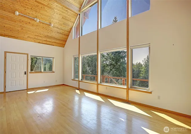 Photo 4 of Sale Pending at 3441 Woodcrest Ln, Sedro Woolley, WA 98284 | MLS# NWM2568503 | Listing updated on 2026-09-02