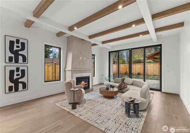 Photo 4 of Sale Pending at 10789 SE 10th Street, Bellevue, WA 98004 | MLS# NWM2568510 | Listing updated on 2026-09-03