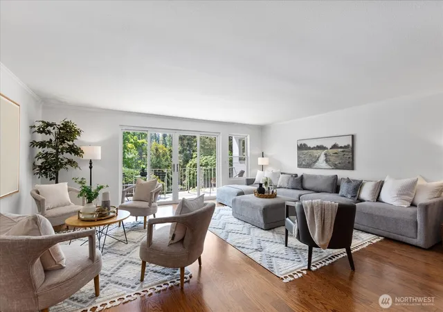Photo 4 of Sale Pending at 13265 15th Avenue NE #B10, Seattle, WA 98125 | MLS# NWM2568520 | Listing updated on 2026-09-25