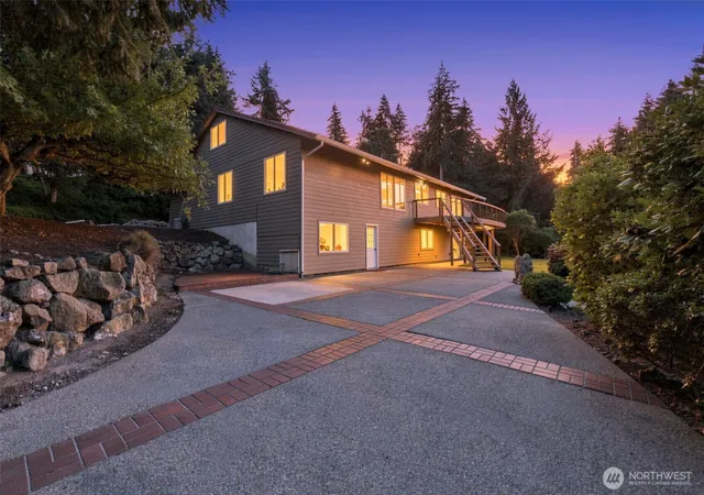 Photo 2 of Sale Pending at 3662 82nd Avenue Ct W, Tacoma, WA 98466 | MLS# NWM2568543 | Listing updated on 2026-09-19
