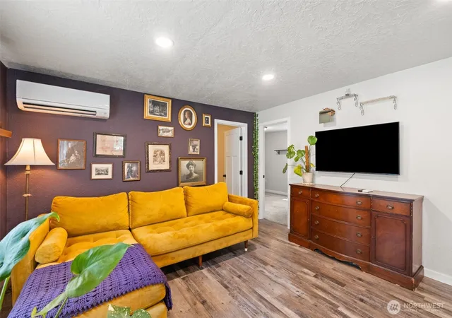 Photo 3 of Single family home for sale at 1541 Sightly Rd, Toutle, WA 98649 | MLS# NWM2568550 | Listing updated on 2026-09-23