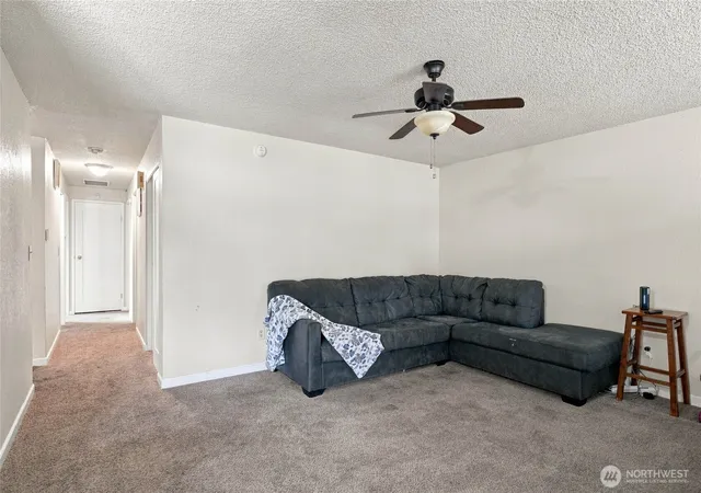 Photo 4 of Sale Pending at 222 M St SE, Quincy, WA 98848 | MLS# NWM2568578 | Listing updated on 2026-09-25