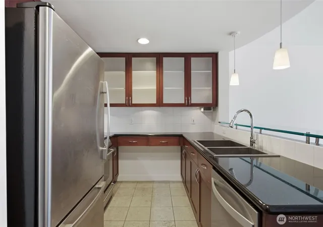 Photo 4 of Condo for sale at 2929 1st Avenue #418, Seattle, WA 98121 | MLS# NWM2568588 | Listing updated on 2026-09-29