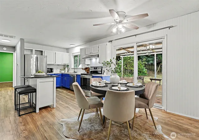 Photo 4 of Single family home for sale at 29751 3rd Avenue S, Federal Way, WA 98003 | MLS# NWM2568607 | Listing updated on 2026-10-01