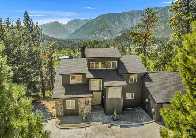 Photo 1 of Single family home for sale at 10460 Fox Rd, Leavenworth, WA 98826 | MLS# NWM2568618 | Listing updated on 2026-09-23