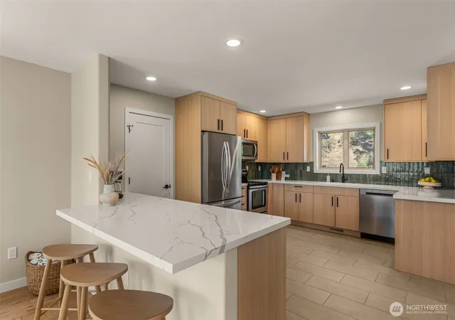 Photo 4 of Single family home for sale at 10460 Fox Rd, Leavenworth, WA 98826 | MLS# NWM2568618 | Listing updated on 2026-09-23