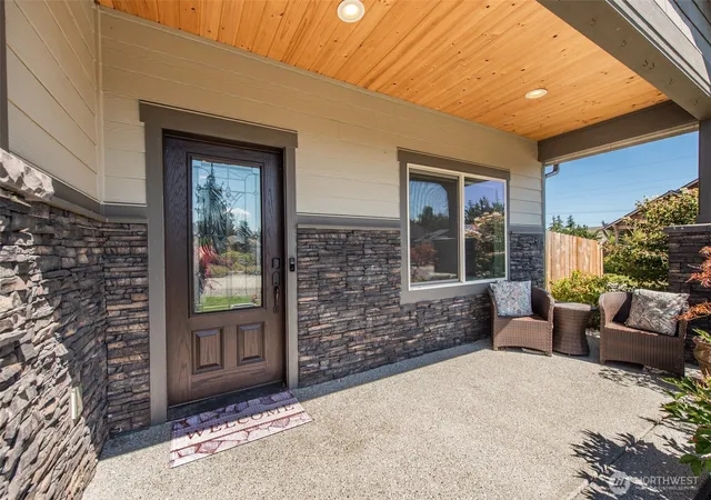 Photo 2 of Single family home for sale at 10 Perch Dr, Sequim, WA 98382 | MLS# NWM2568631 | Listing updated on 2026-09-23