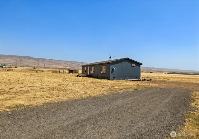 Manufactured home for sale at 7560 Lower Green Cyn Rd, Ellensburg, WA 98926 | MLS# NWM2568641