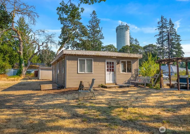 Photo 3 of Single family home for sale at 14429 Portland Ave Sw, Lakewood, WA 98498 | MLS# NWM2568648 | Listing updated on 2026-09-23