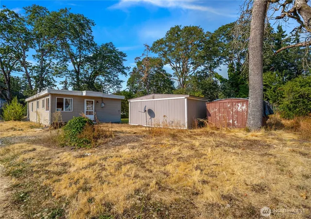 Photo 3 of Single family home for sale at 14429 Portland Ave SW, Lakewood, WA 98498 | MLS# NWM2568648 | Listing updated on 2026-09-23