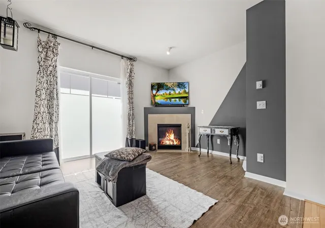 Photo 2 of Townhouse for sale at 402 126th Place Se #A, Everett, WA 98208 | MLS# NWM2568654 | Listing updated on 2026-09-23