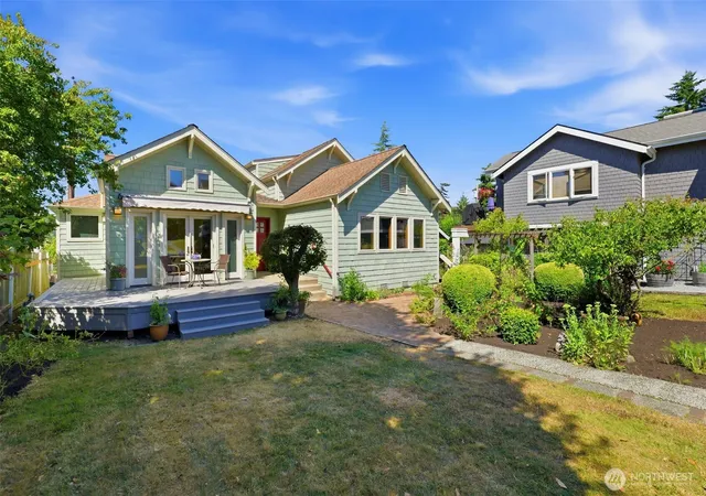 Photo 2 of Single family home for sale at 1117 N 26th St, Tacoma, WA 98403 | MLS# NWM2568655 | Listing updated on 2026-10-17