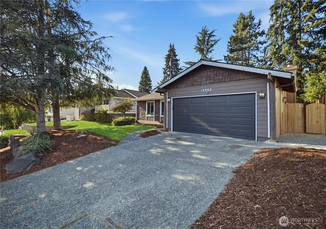 Photo 3 of Single family home for sale at 15952 Se 176th Place, Renton, WA 98058 | MLS# NWM2568666 | Listing updated on 2026-09-23