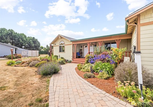Photo 3 of Single family home for sale at 1291 Thornton Dr, Sequim, WA 98382 | MLS# NWM2568684 | Listing updated on 2026-09-28