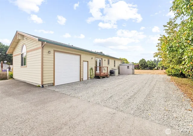 Photo 3 of Single family home for sale at 1291 Thornton Dr, Sequim, WA 98382 | MLS# NWM2568684 | Listing updated on 2026-09-28