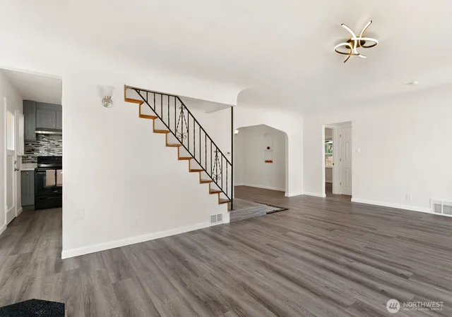 Photo 4 of Single family home for sale at 6526 Pacific Ave, Tacoma, WA 98408 | MLS# NWM2568688 | Listing updated on 2026-09-22