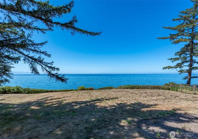 Photo 3 of Single family home for sale at 1399 W Beach Rd, Oak Harbor, WA 98277 | MLS# NWM2568700 | Listing updated on 2026-10-01