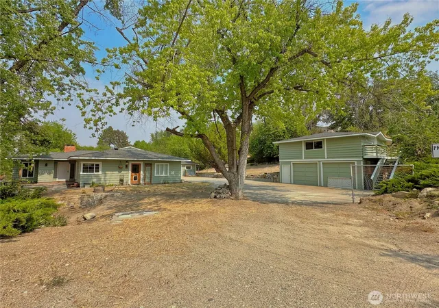 Photo 1 of Single family home for sale at 307 Orchard Ave, Elmer City, WA 99124 | MLS# NWM2568702 | Listing updated on 2026-09-23