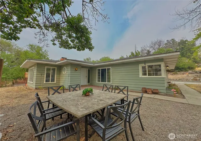 Photo 3 of Single family home for sale at 307 Orchard Ave, Elmer City, WA 99124 | MLS# NWM2568702 | Listing updated on 2026-09-23
