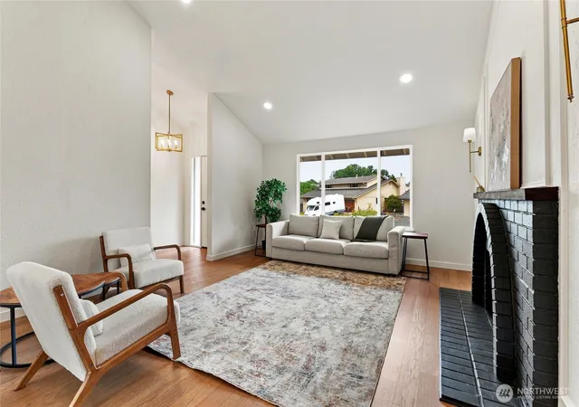 Photo 2 of Sale Pending at 11707 Se 65th Street, Bellevue, WA 98006 | MLS# NWM2568704 | Listing updated on 2026-09-25