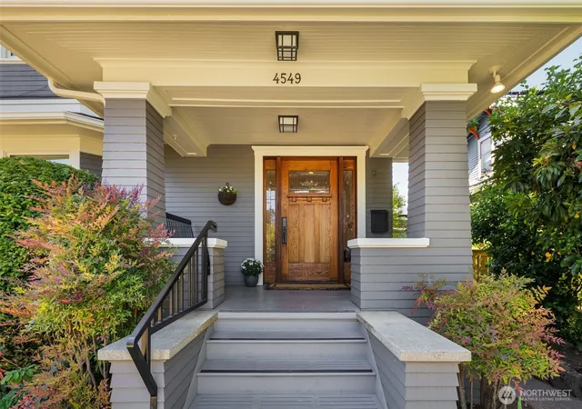 Photo 3 of Sale Pending at 4549 Thackeray Pl Ne, Seattle, WA 98105 | MLS# NWM2568705 | Listing updated on 2026-09-25