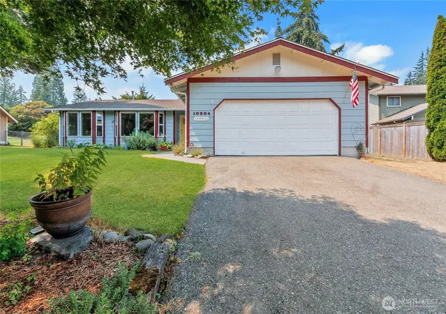 Photo 1 of Single family home for sale at 10304 63rd Avenue Ct E, Puyallup, WA 98373 | MLS# NWM2568710 | Listing updated on 2026-09-25