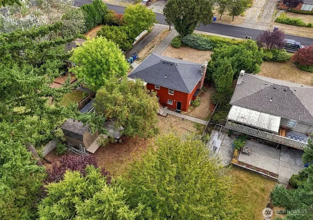 Photo 4 of Single family home for sale at 13045 Corliss Ave N, Seattle, WA 98133 | MLS# NWM2568727 | Listing updated on 2026-09-29